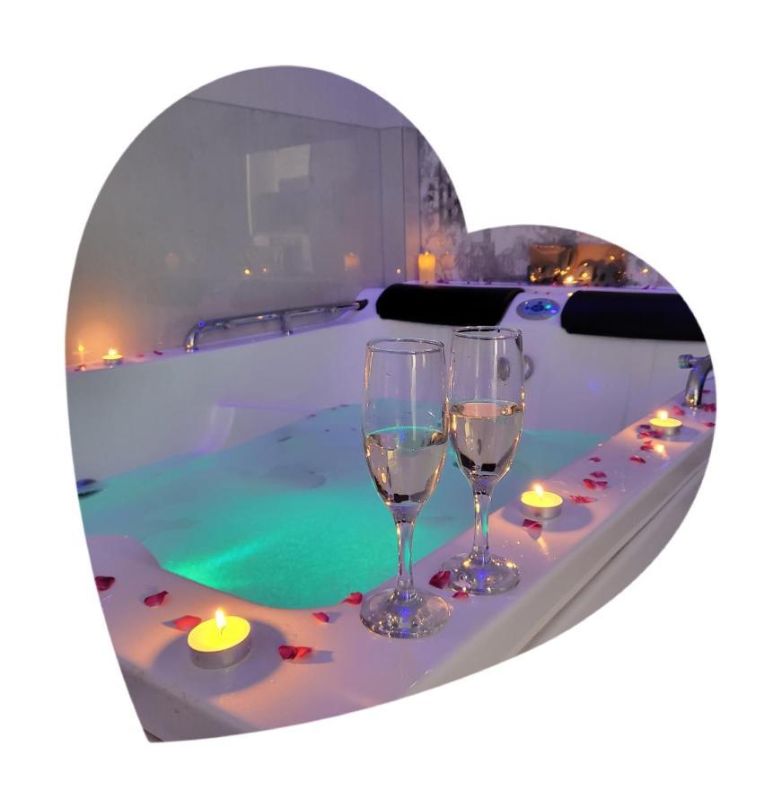 Vip Apartment For Lovers In Kişinev Dış mekan fotoğraf