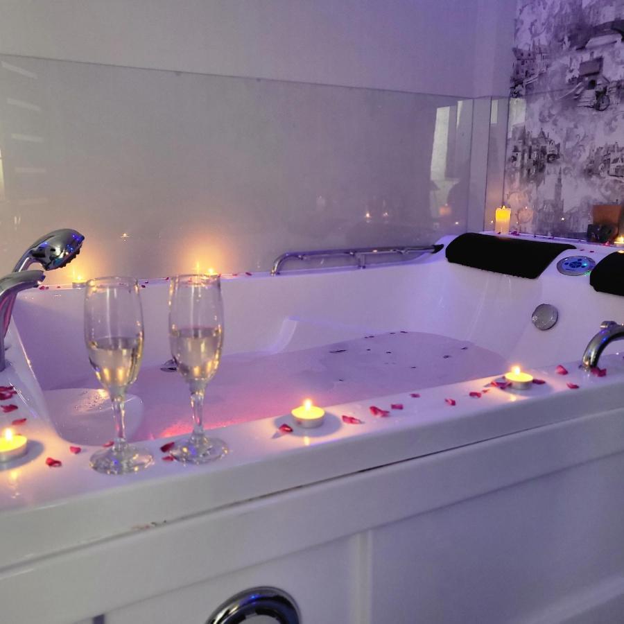 Vip Apartment For Lovers In Kişinev Dış mekan fotoğraf